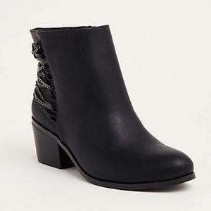 NWOT Torrid Booties